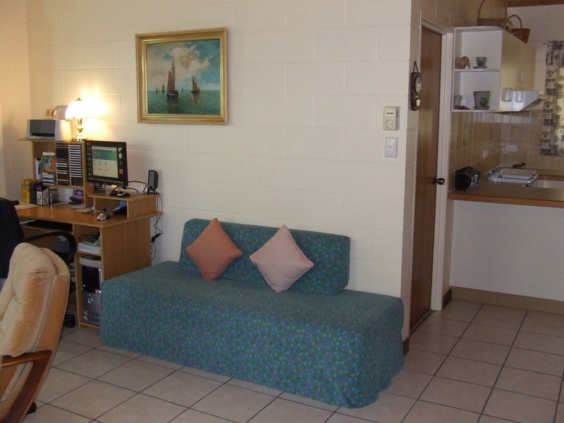 35 Gloucester Avenue, Hideaway Bay QLD 4800