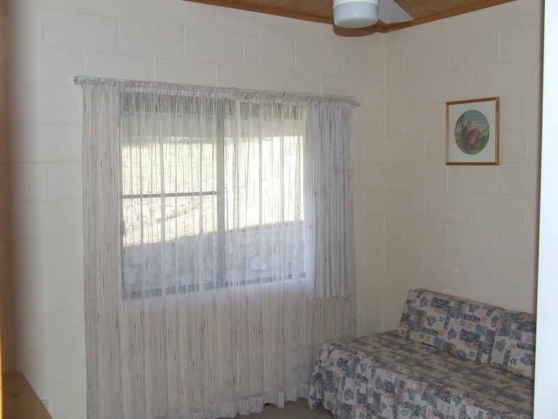 35 Gloucester Avenue, Hideaway Bay QLD 4800