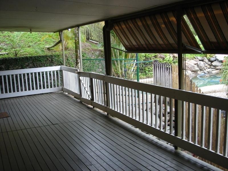 73 Flecker Street, Whitfield QLD 4870