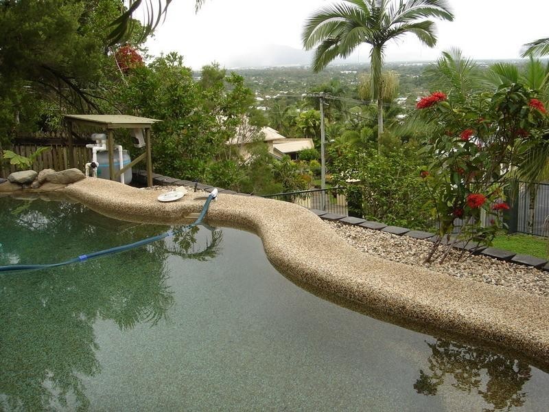 73 Flecker Street, Whitfield QLD 4870