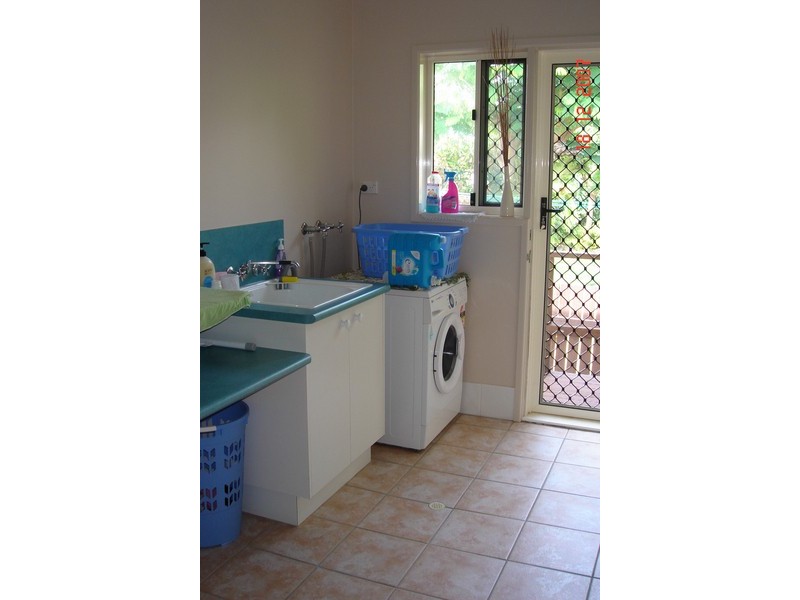 24 Harbour  Parade, Buddina QLD 4575