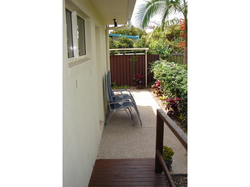 24 Harbour  Parade, Buddina QLD 4575