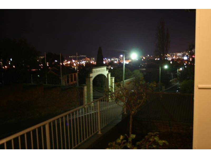 36 Commercial Road, North Hobart TAS 7000