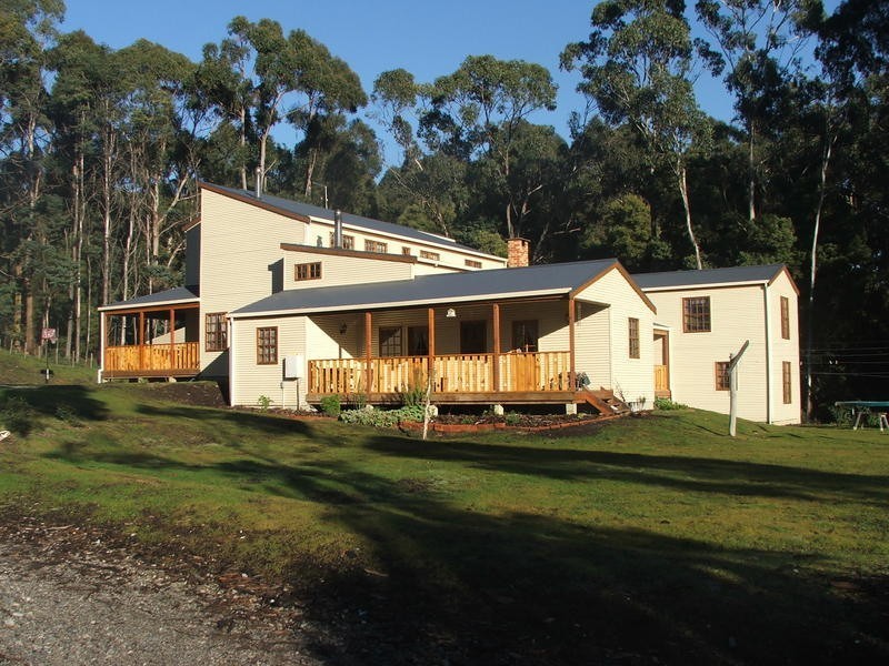 300 Sheffield Road, South Spreyton TAS 7310