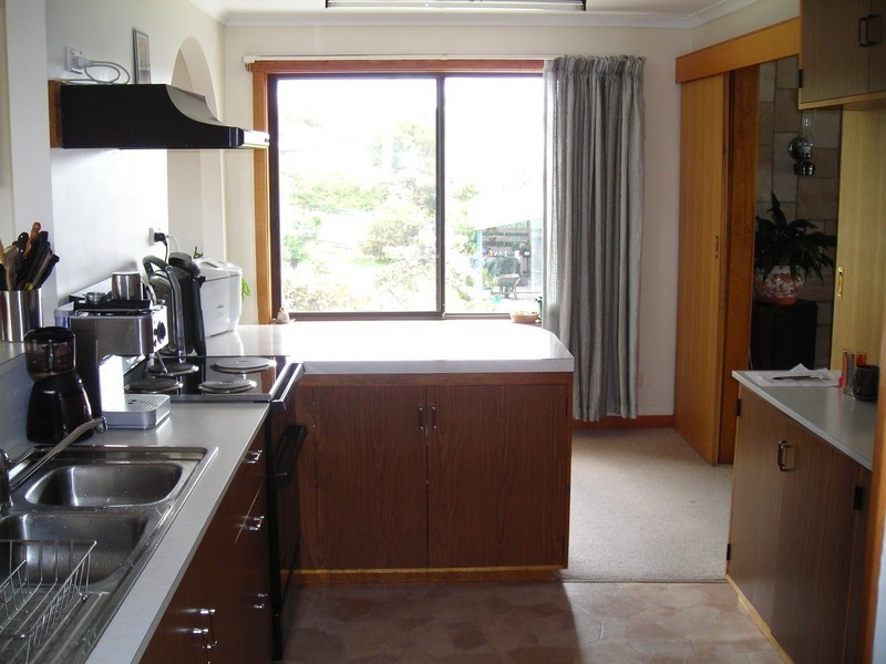 30 Lake Vue Parade, Midway Point TAS 7171