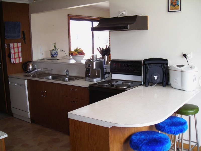 30 Lake Vue Parade, Midway Point TAS 7171