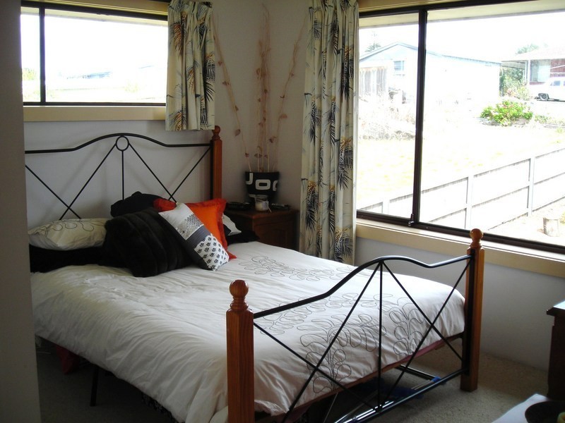 30 Lake Vue Parade, Midway Point TAS 7171