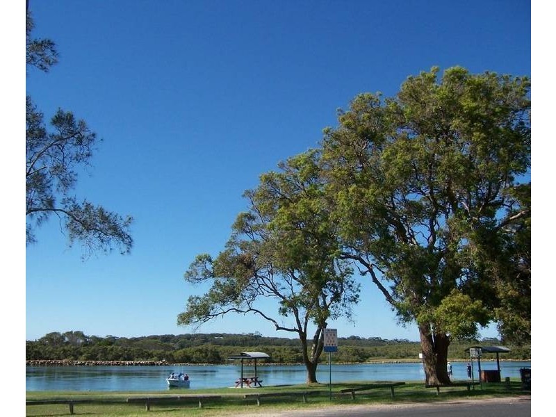 5 ADELINE Street, North Haven NSW 2443