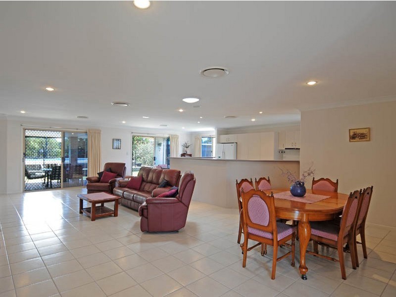 78 Exeter Street, Torquay QLD 4655