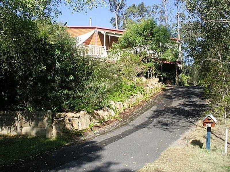 22 Nottinghill  Place, Oxenford QLD 4210