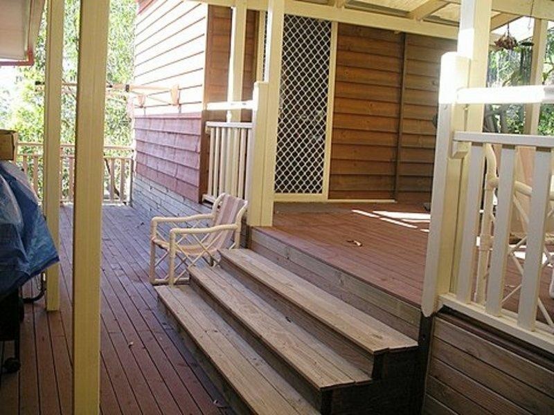 22 Nottinghill  Place, Oxenford QLD 4210