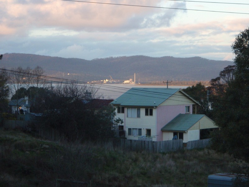 1 Robert Street, Beauty Point TAS 7270