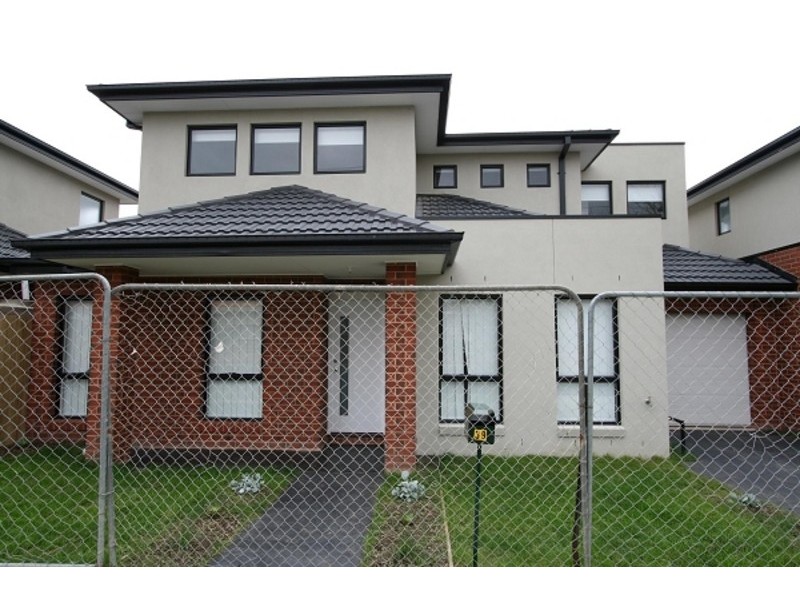 1,2/1 Rhodes Street, Springvale VIC 3171