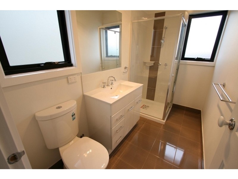 1,2/1 Rhodes Street, Springvale VIC 3171