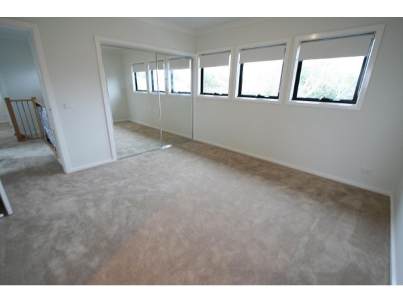 1,2/1 Rhodes Street, Springvale VIC 3171