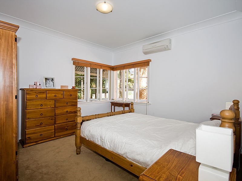 Wavell Heights QLD 4012