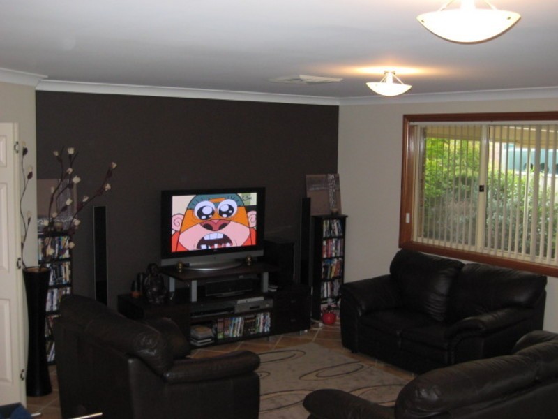 4 FITZGIBBON Place, Kurri Kurri NSW 2327