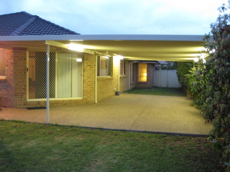 4 FITZGIBBON Place, Kurri Kurri NSW 2327