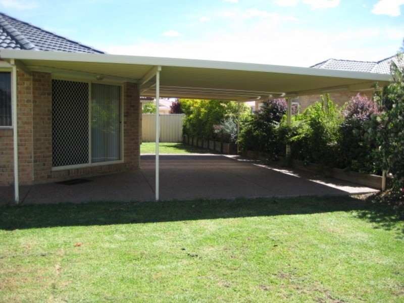 4 FITZGIBBON Place, Kurri Kurri NSW 2327