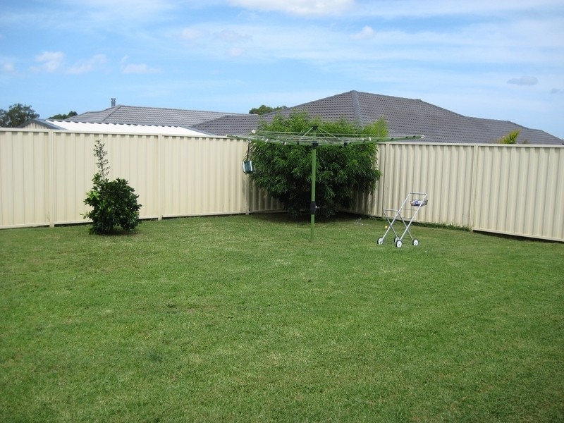 4 FITZGIBBON Place, Kurri Kurri NSW 2327
