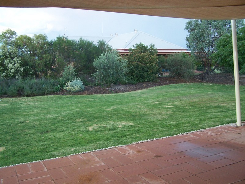 4 River Park Road, Cowra NSW 2794