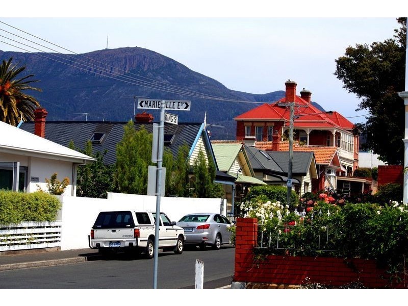 2/16 King Street, Sandy Bay TAS 7005