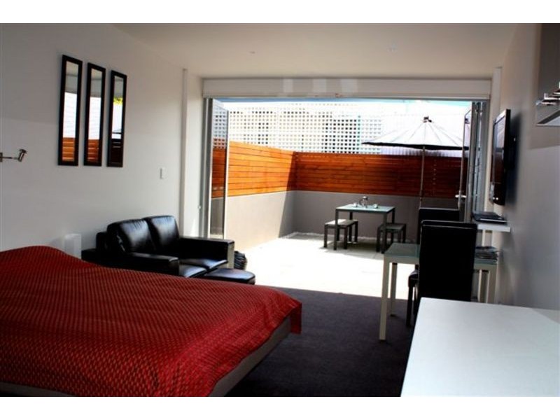 2/16 King Street, Sandy Bay TAS 7005