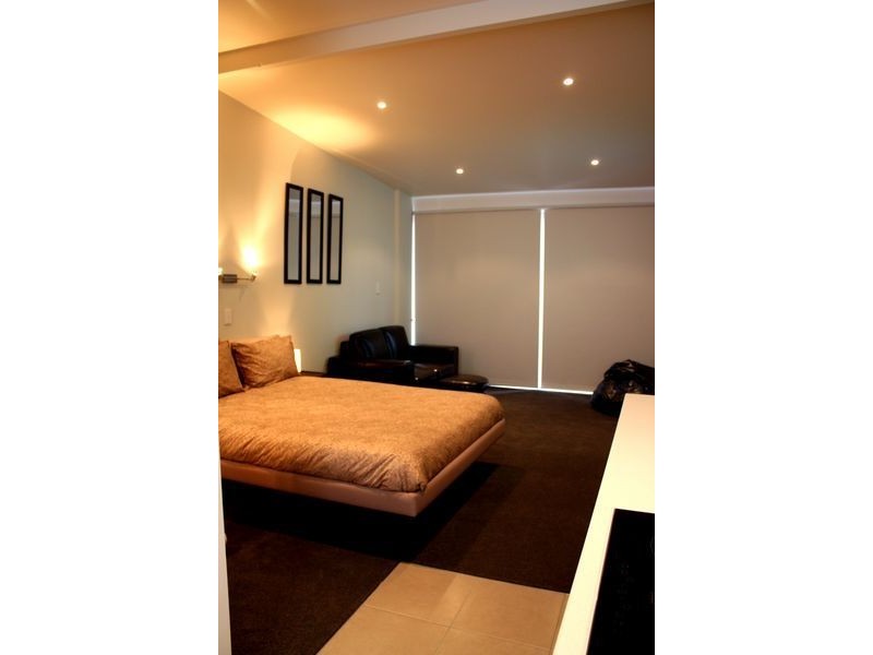 2/16 King Street, Sandy Bay TAS 7005