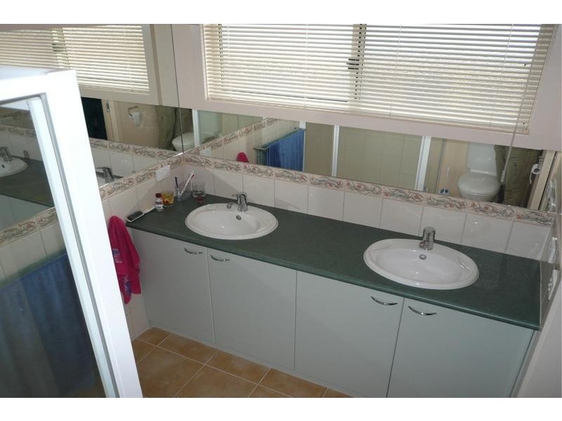 11 Deburgh Road, Drysdale VIC 3222