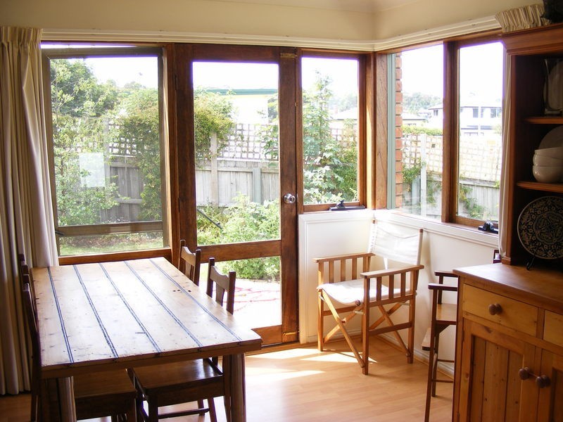 3/180 Roslyn  Avenue, Blackmans Bay TAS 7052