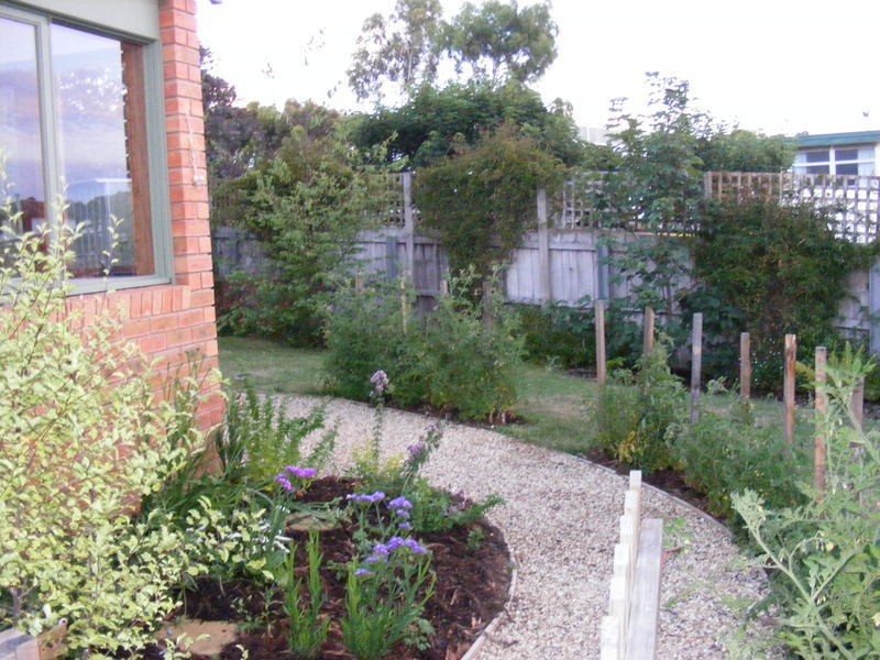 3/180 Roslyn  Avenue, Blackmans Bay TAS 7052