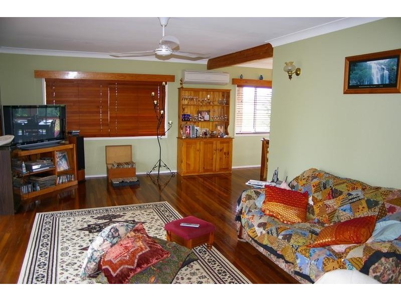 207 Old Veteran Road, Veteran QLD 4570