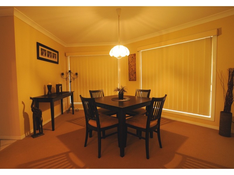 43 Adelong  Road, Shailer Park QLD 4128