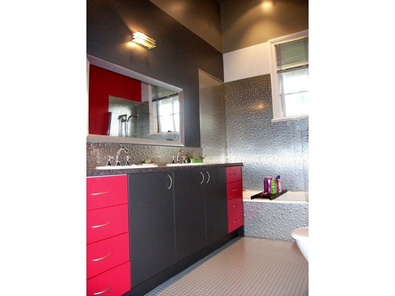 51 Lynch  Street, Strahan TAS 7468