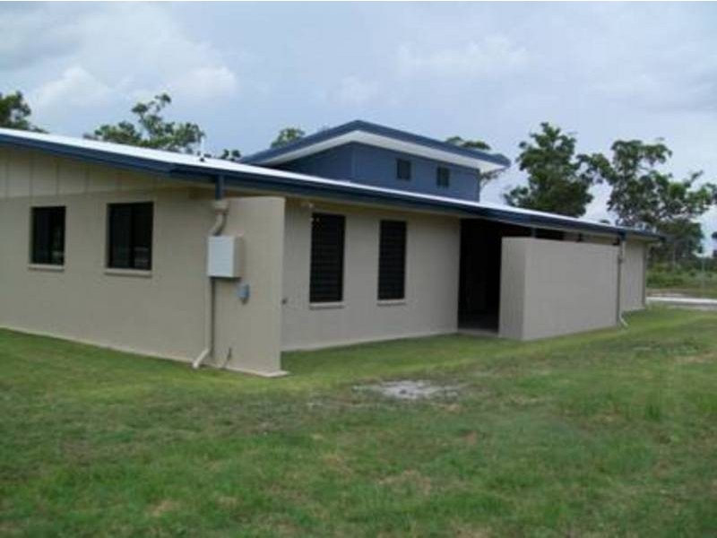 466 Corella Street, Poona QLD 4650