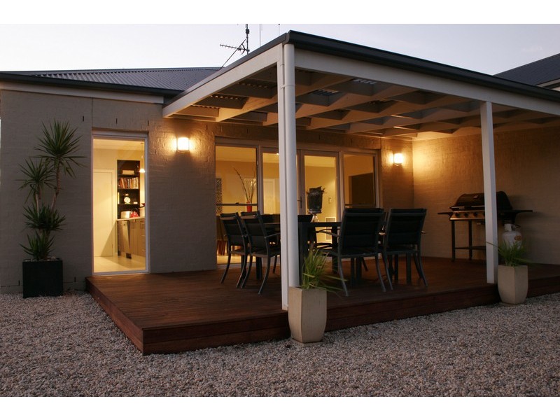 9 Shetland Road, Junortoun VIC 3551