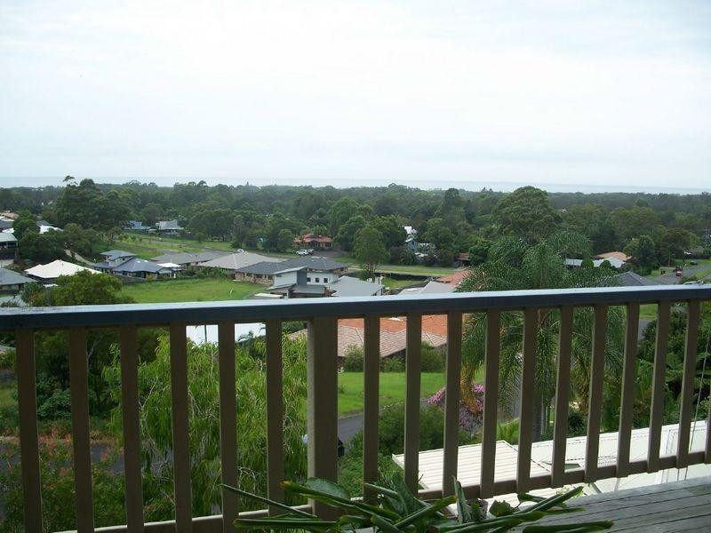 23 Banool Circuit, Ocean Shores NSW 2483