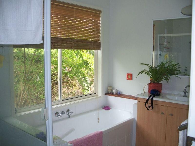 23 Banool Circuit, Ocean Shores NSW 2483