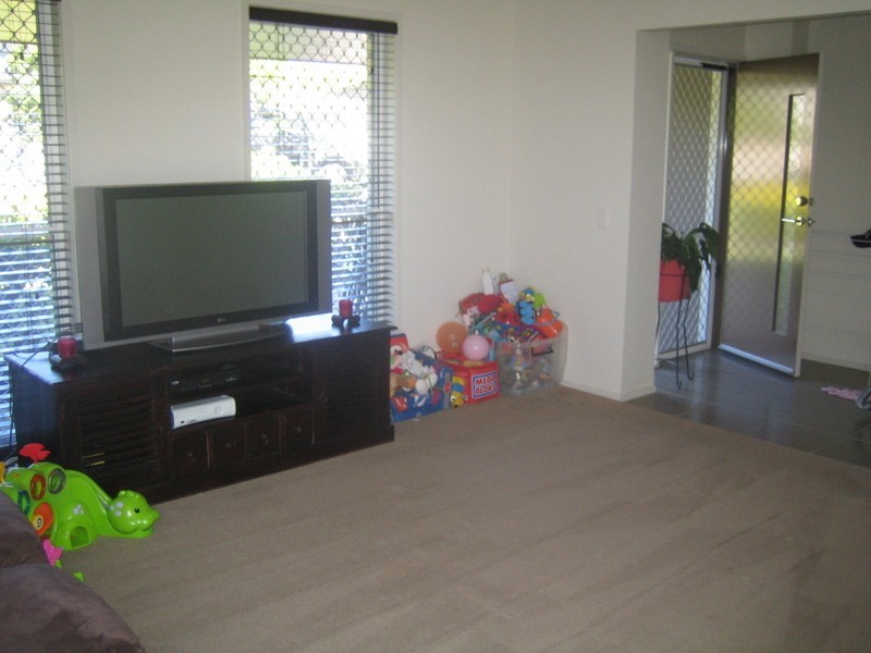 8 Appollo Place, Oxenford QLD 4210