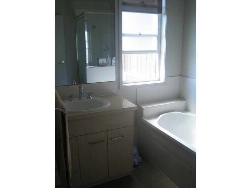 8 Appollo Place, Oxenford QLD 4210