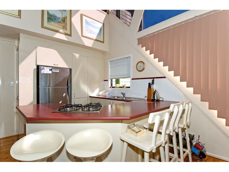 7 Dawn Street, Coochiemudlo Island QLD 4184