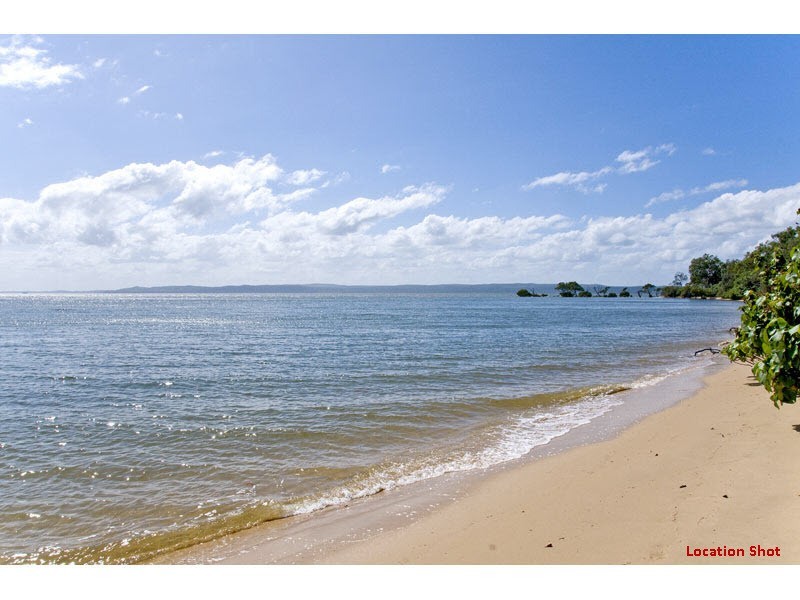 7 Dawn Street, Coochiemudlo Island QLD 4184