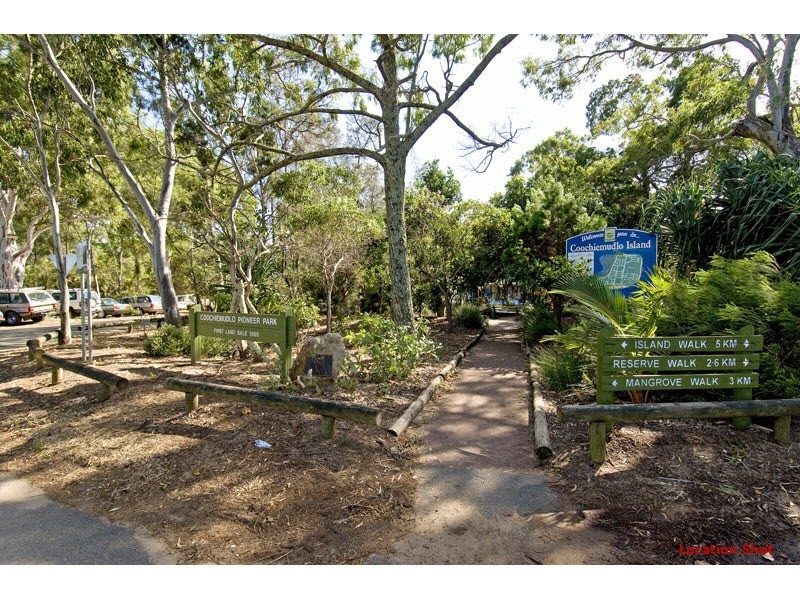 7 Dawn Street, Coochiemudlo Island QLD 4184