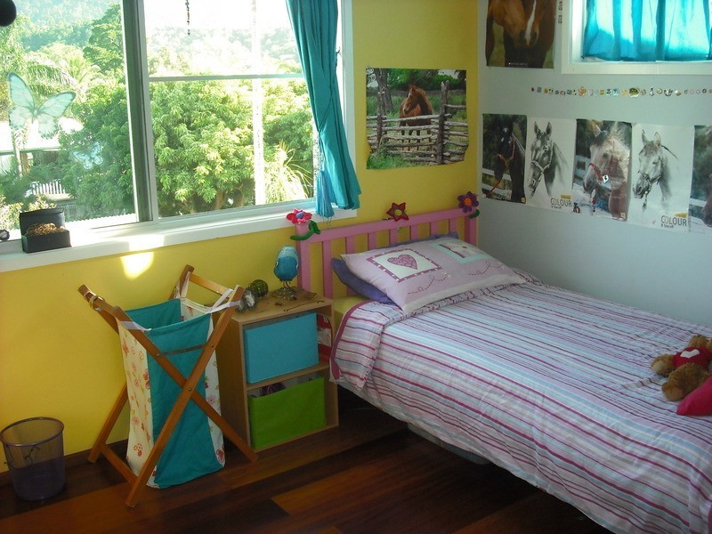 7 Sommerville Crescent, Whitfield QLD 4870