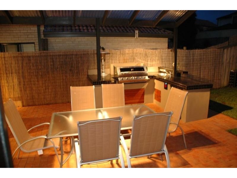 19 Yancannia Terrace, Glenwood NSW 2768