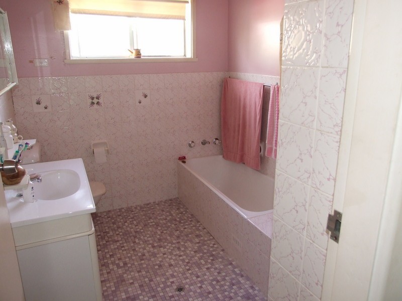 483 Orange Grove  Road, Blackwall NSW 2256