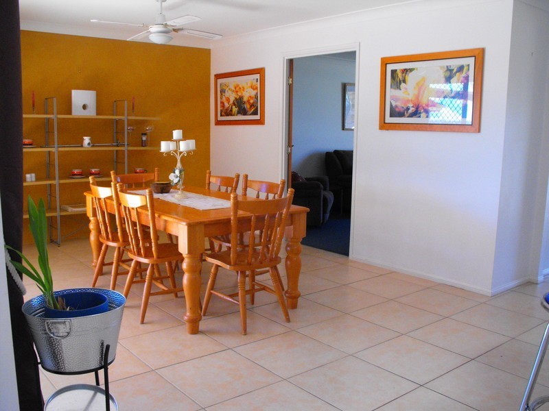 38 Lake Breeze  Drive, Loganholme QLD 4129