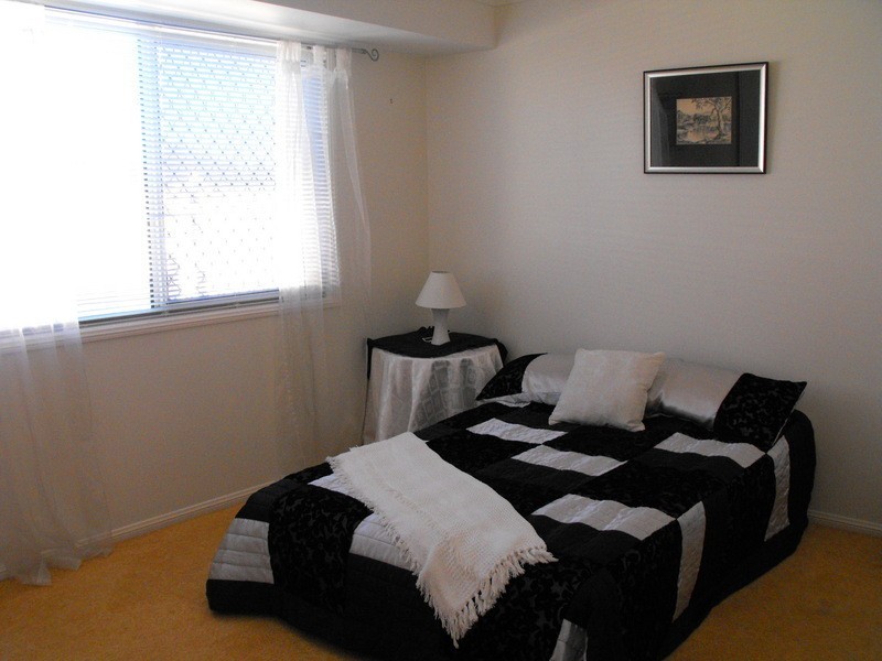 38 Lake Breeze  Drive, Loganholme QLD 4129