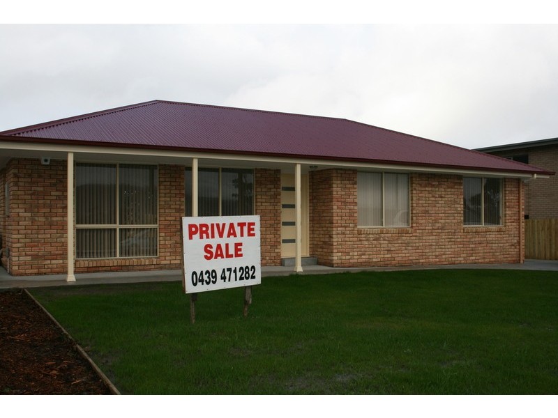 40 Horsham Drive, Oakdowns TAS 7019