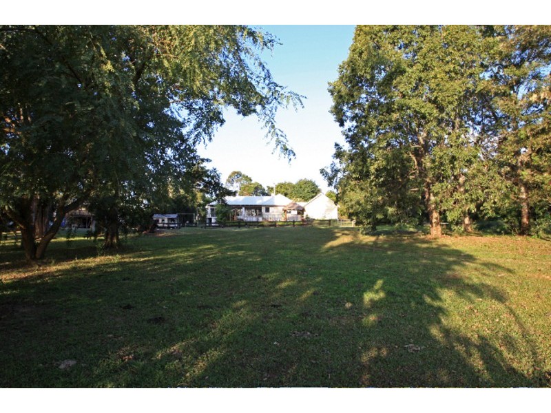 363 lake Macdonald  Drive, Cooroy QLD 4563